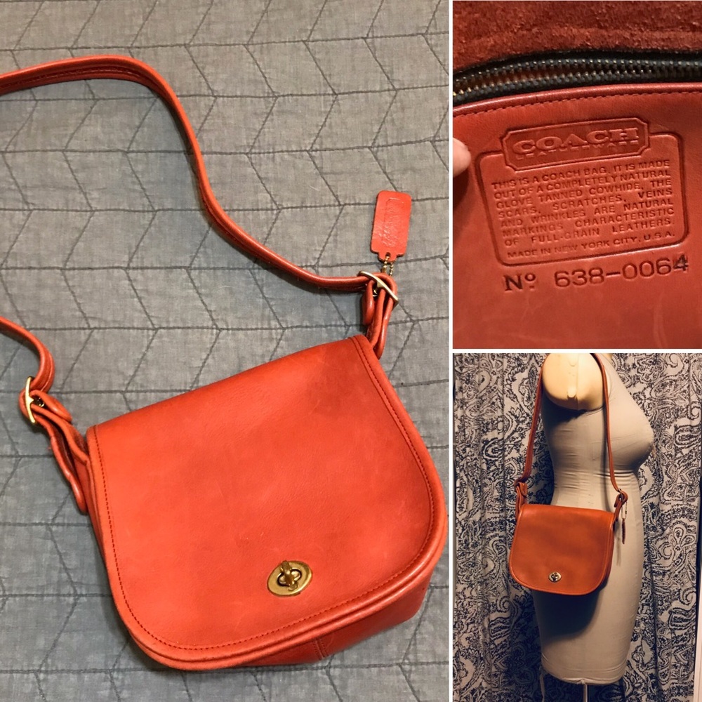 Vintage Coach purse -- Classic Pouch -- 1980s
